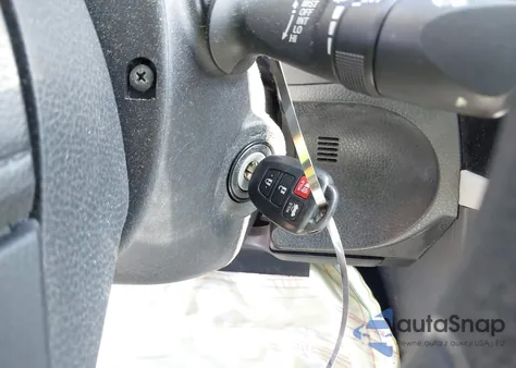 2016 Toyota Corolla Le z USA, uszkodzony, nr VIN 5YFBURHE5GP484975